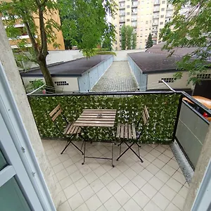 https://apartament-famagosta-milano.italymilanhotels.net
