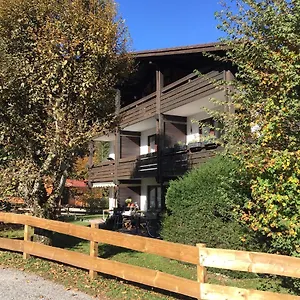 https://alpenresidenz-schleching-ettenhausen.com-bavaria.com